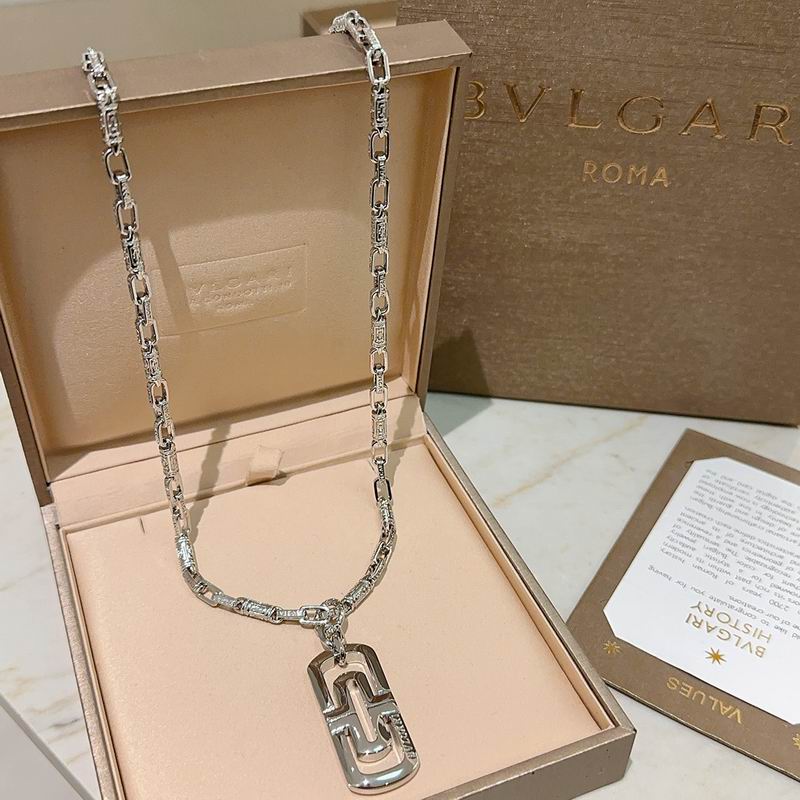 Bvlgari necklace 01yxx130